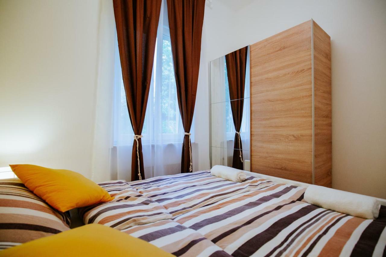 Apartment Casa Depoli Rijeka Bagian luar foto